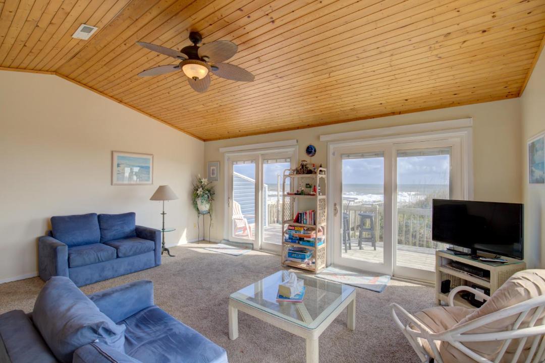 Photo of Livingroom in Ocean City Beach