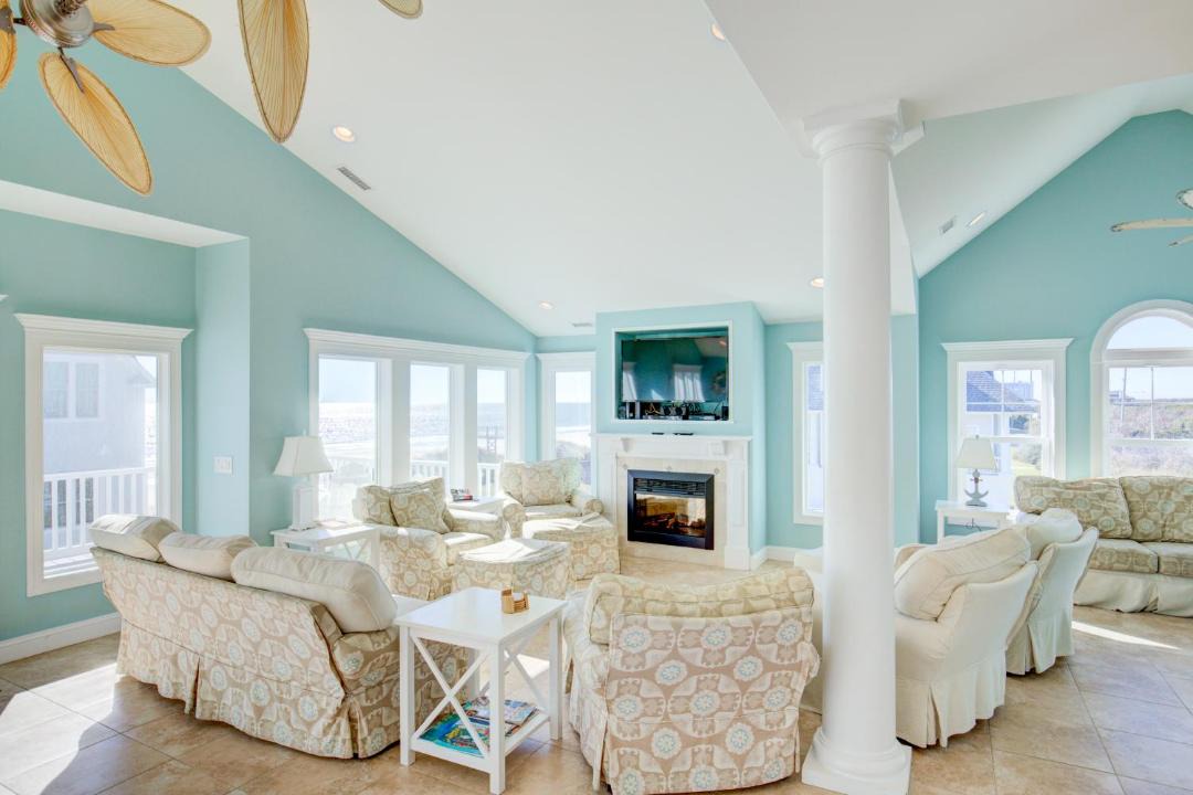 Photo of Livingroom in North Topsail Beach