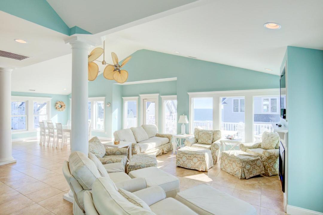 Photo of Livingroom in North Topsail Beach