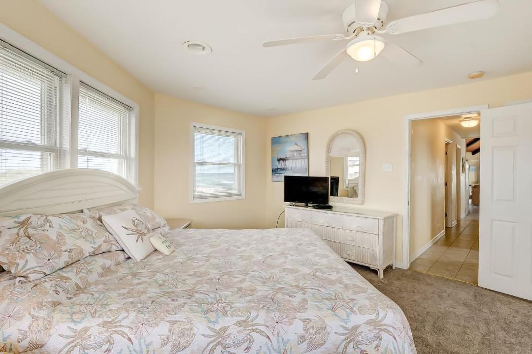Photo of Bedroom in Ocean City Beach