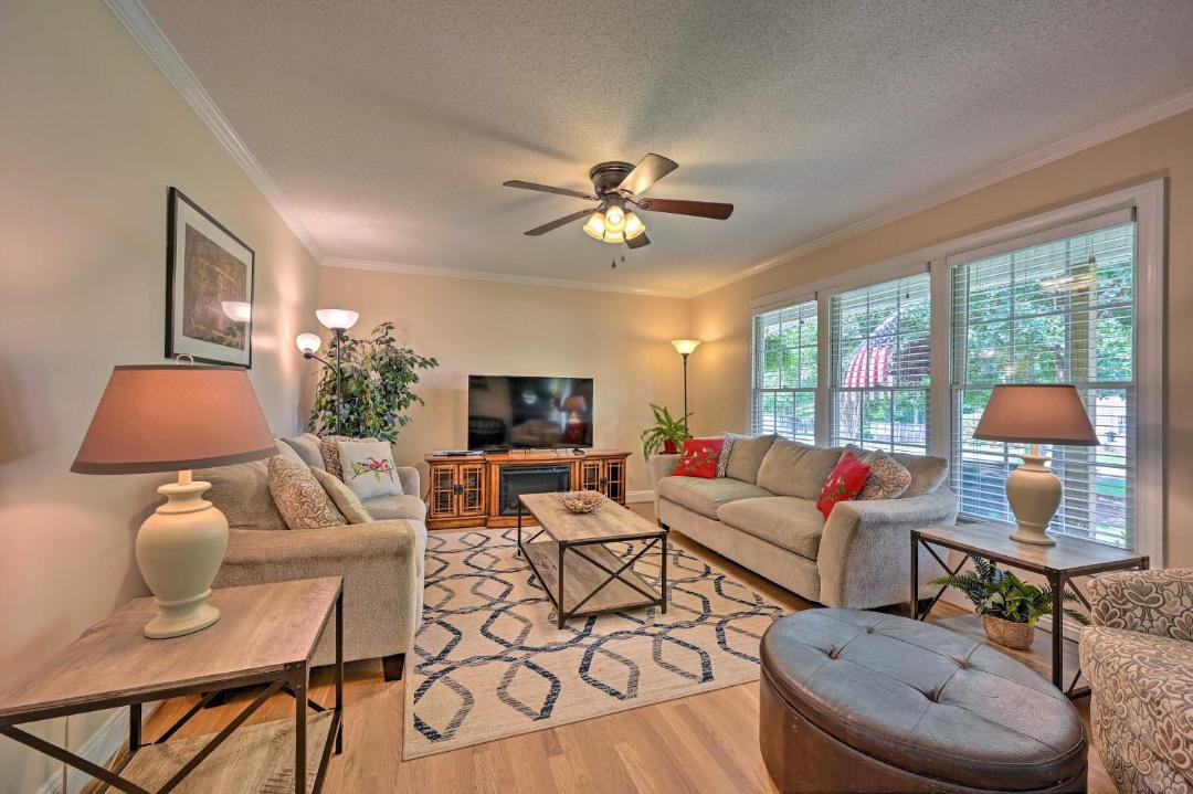 Photo of Livingroom in Browns Summit