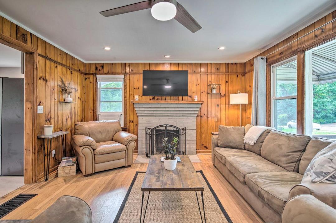 Photo of Livingroom in Skyland