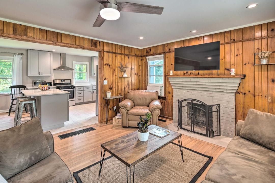 Photo of Livingroom in Skyland