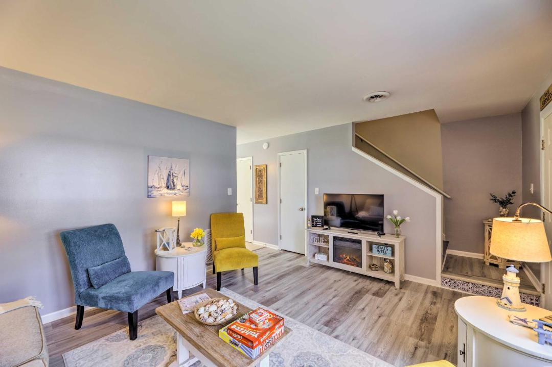 Photo of Livingroom in Swansboro