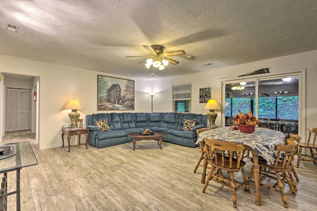 Photo of Livingroom in Bat Cave