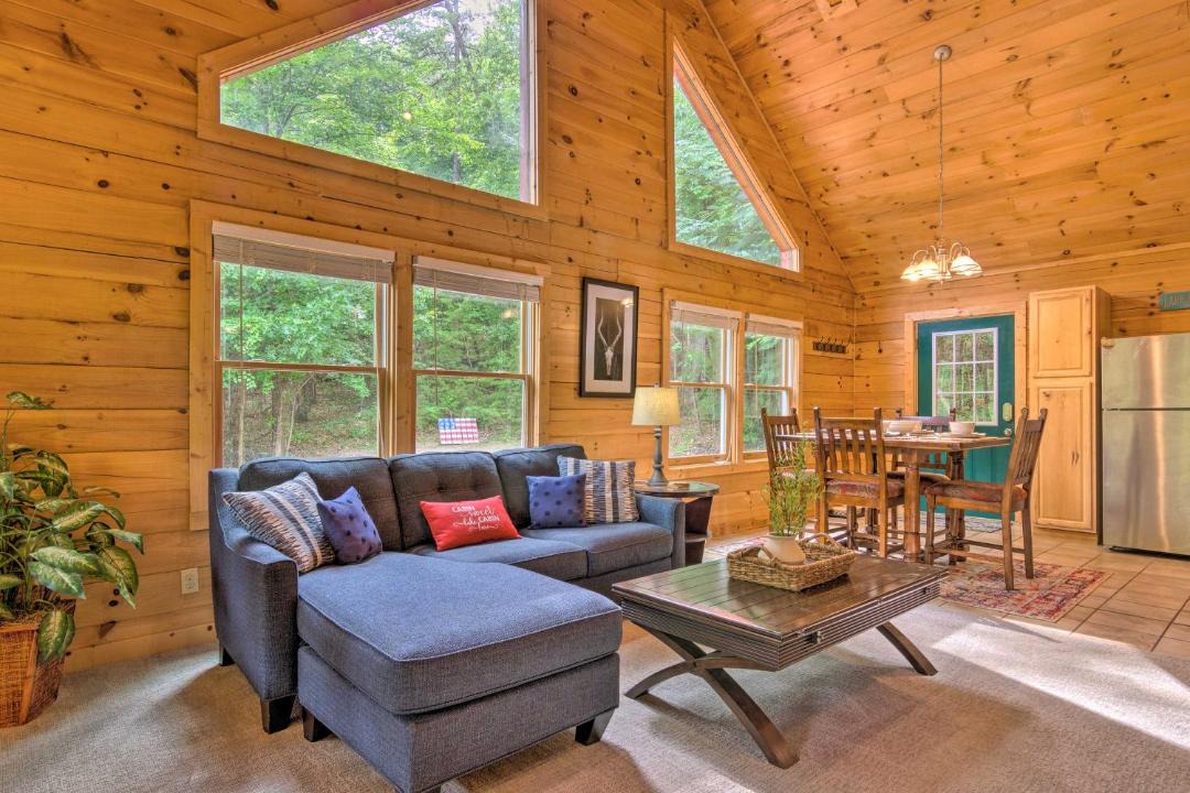 Photo of Livingroom in Lake Lure