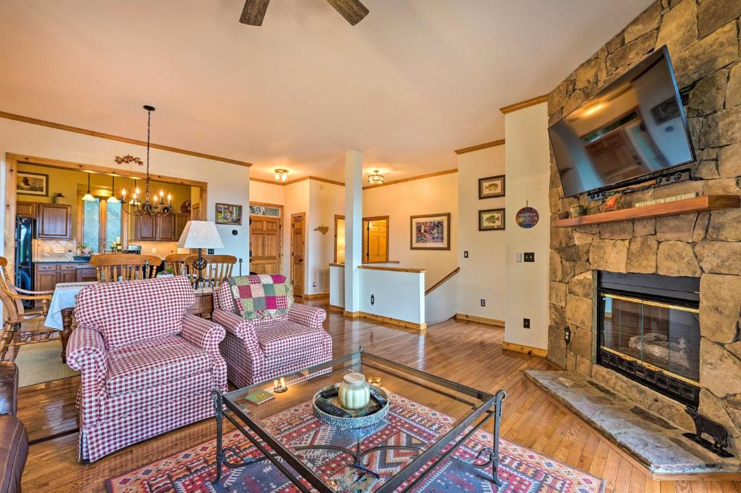 Photo of Livingroom in Mountain Air