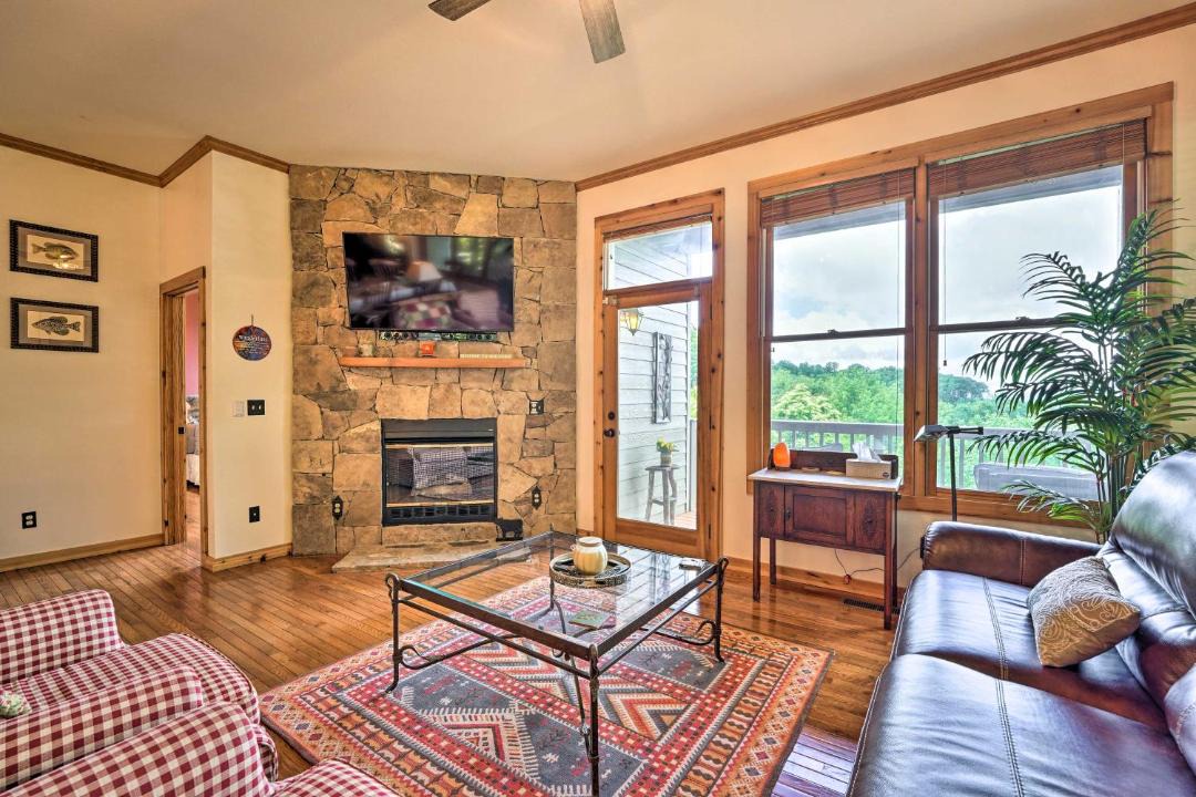 Photo of Livingroom in Mountain Air