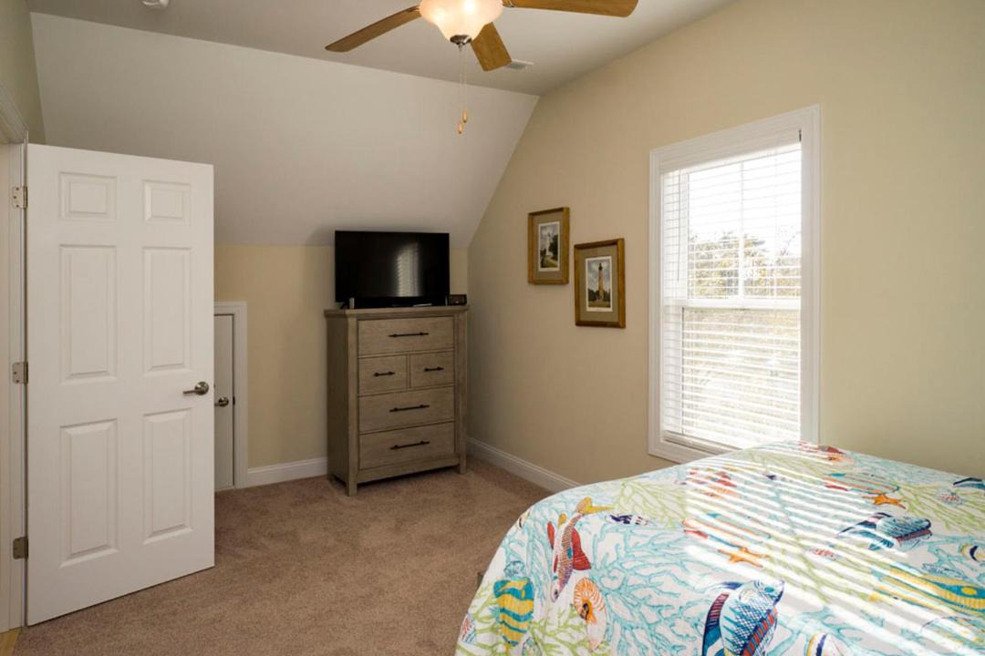 Photo of Bedroom in Tranquil Harbour