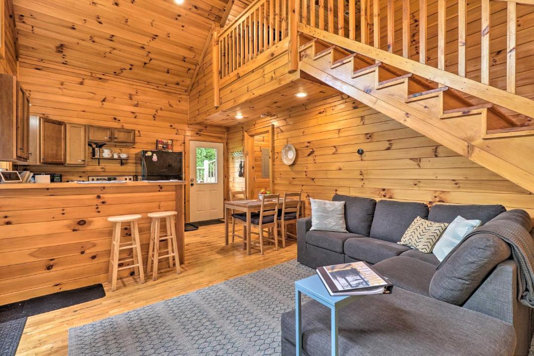 Photo of Livingroom in Boone