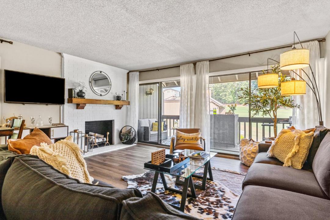 Photo of Livingroom in Pinehurst