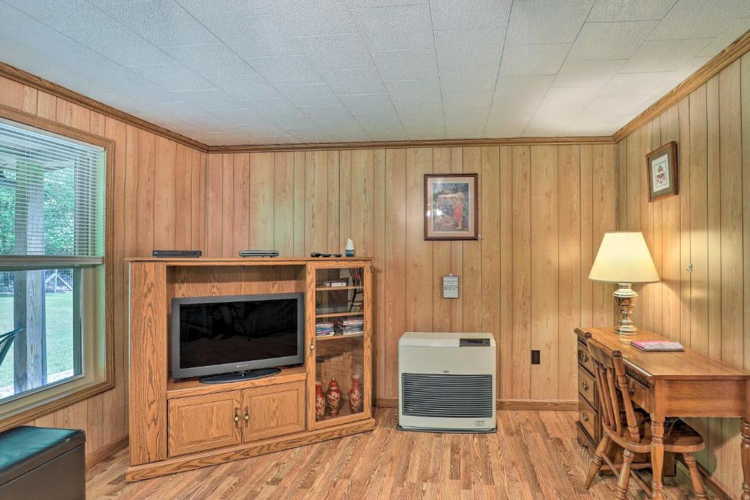 Photo of Others in Marshall