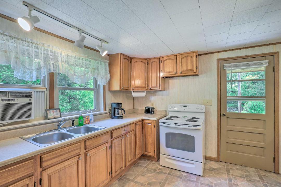 Photo of Kitchen in Marshall