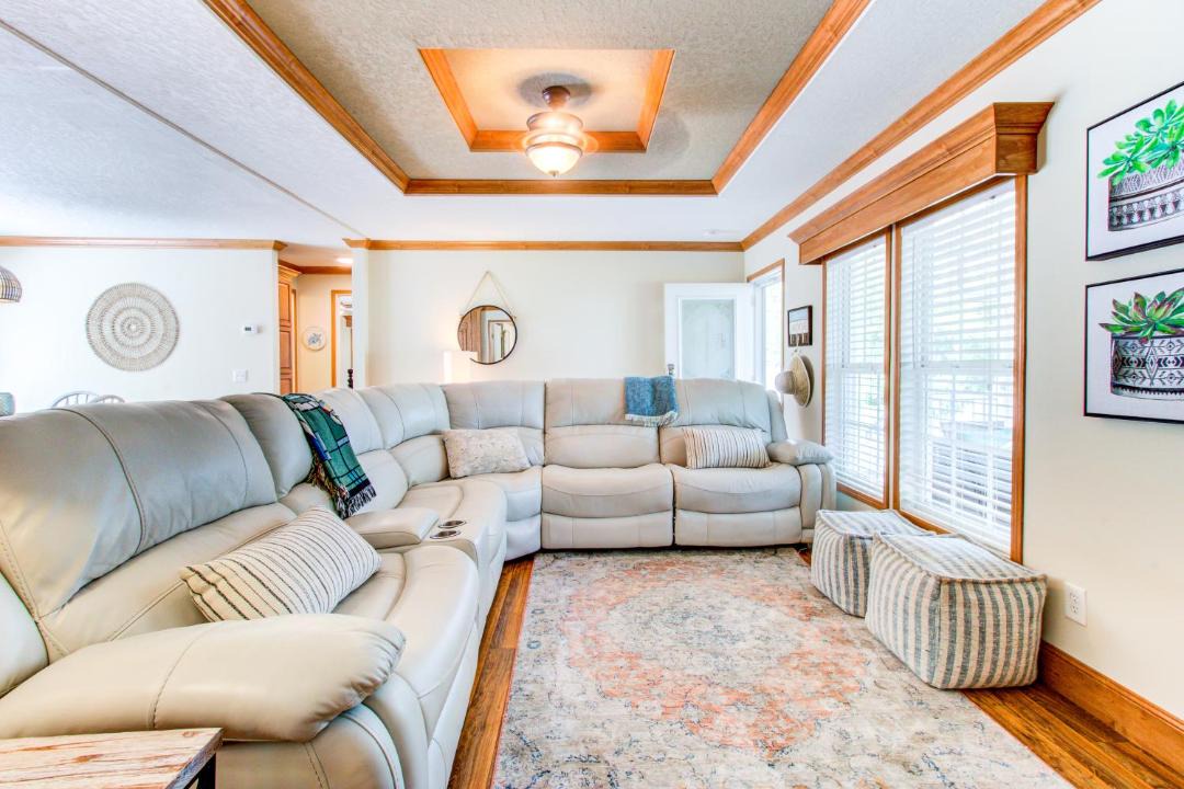 Photo of Livingroom in Tranquil Harbour