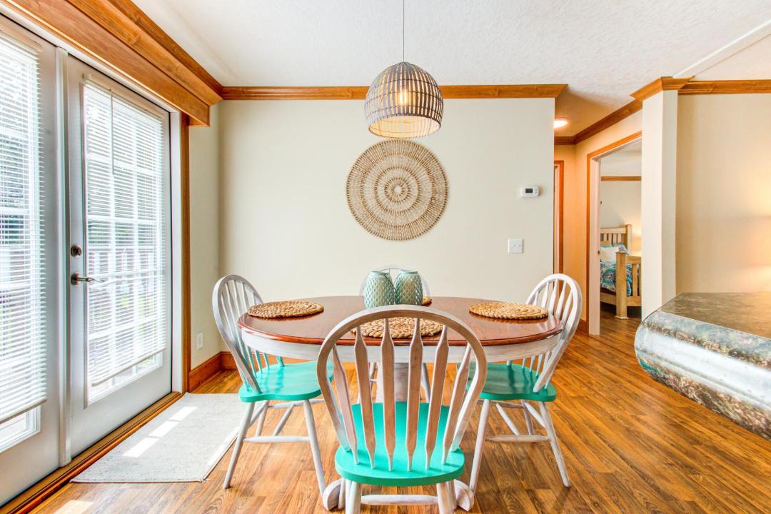 Photo of Livingroom in Tranquil Harbour