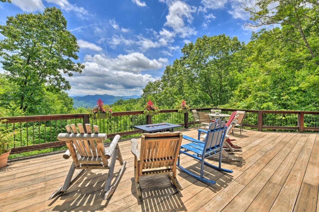 Photo of Patio Balcony in Waynesville