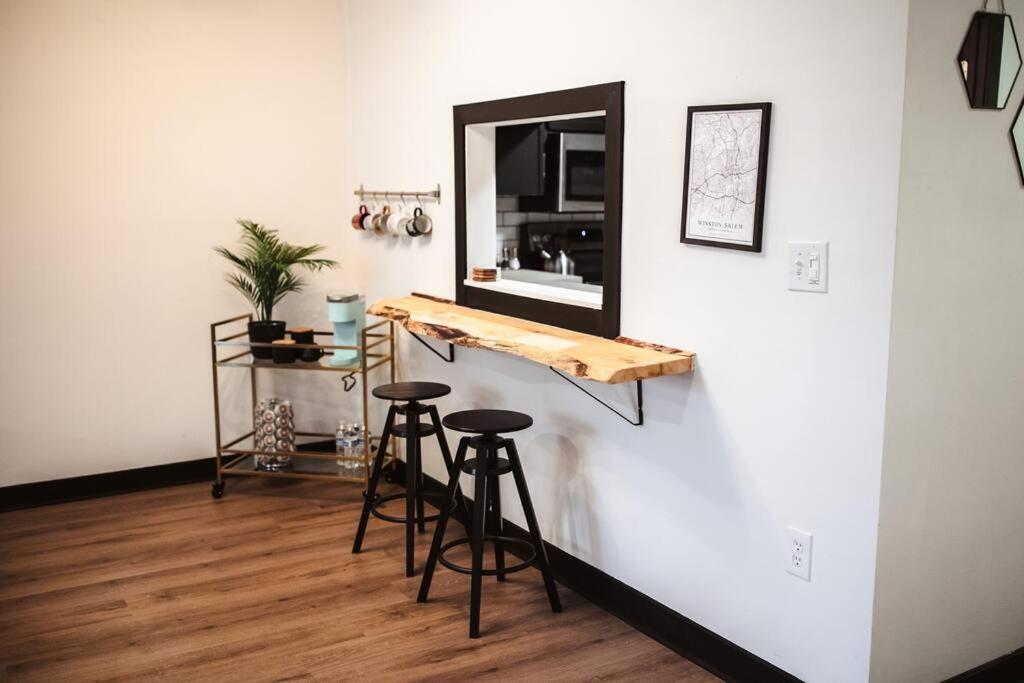 Photo of Livingroom in Winston - Salem