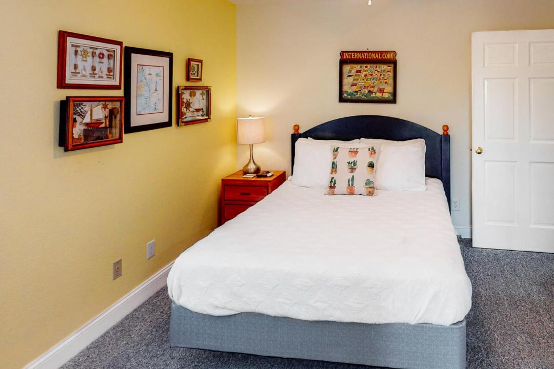 Photo of Bedroom in Farrow Shores