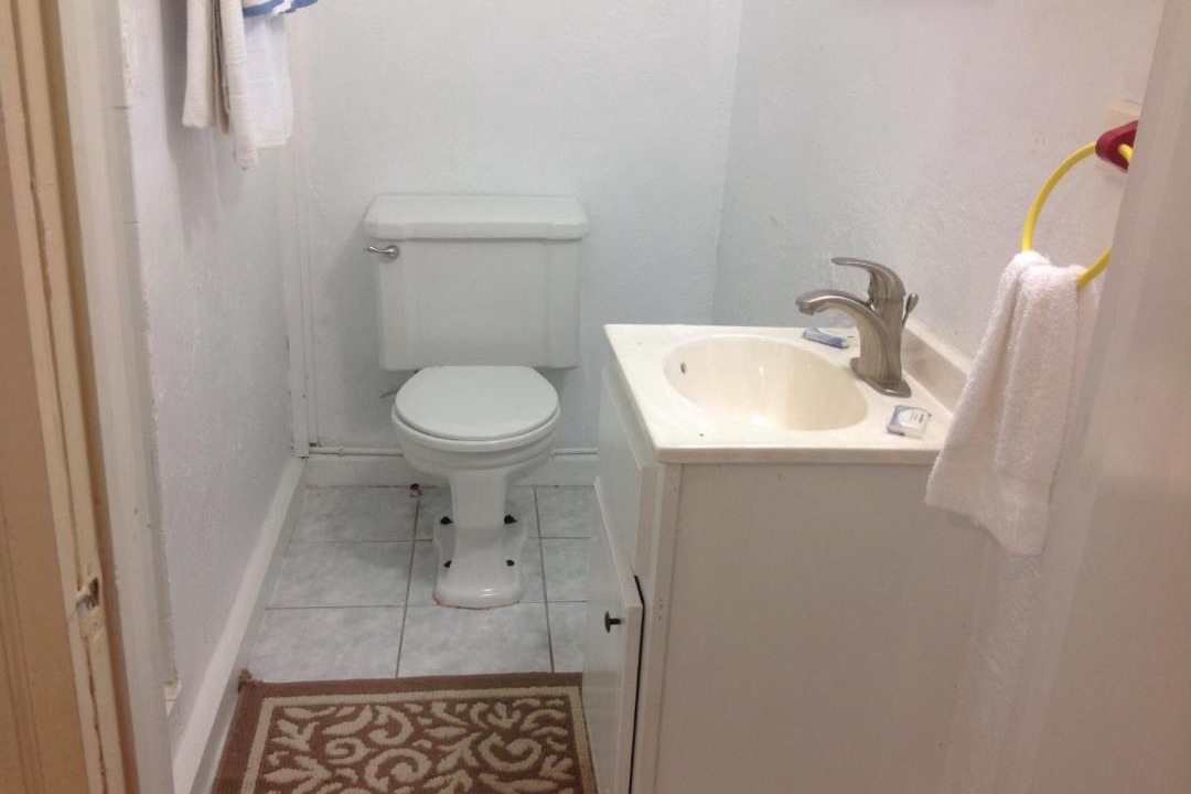 Photo of Bathroom in Unaka