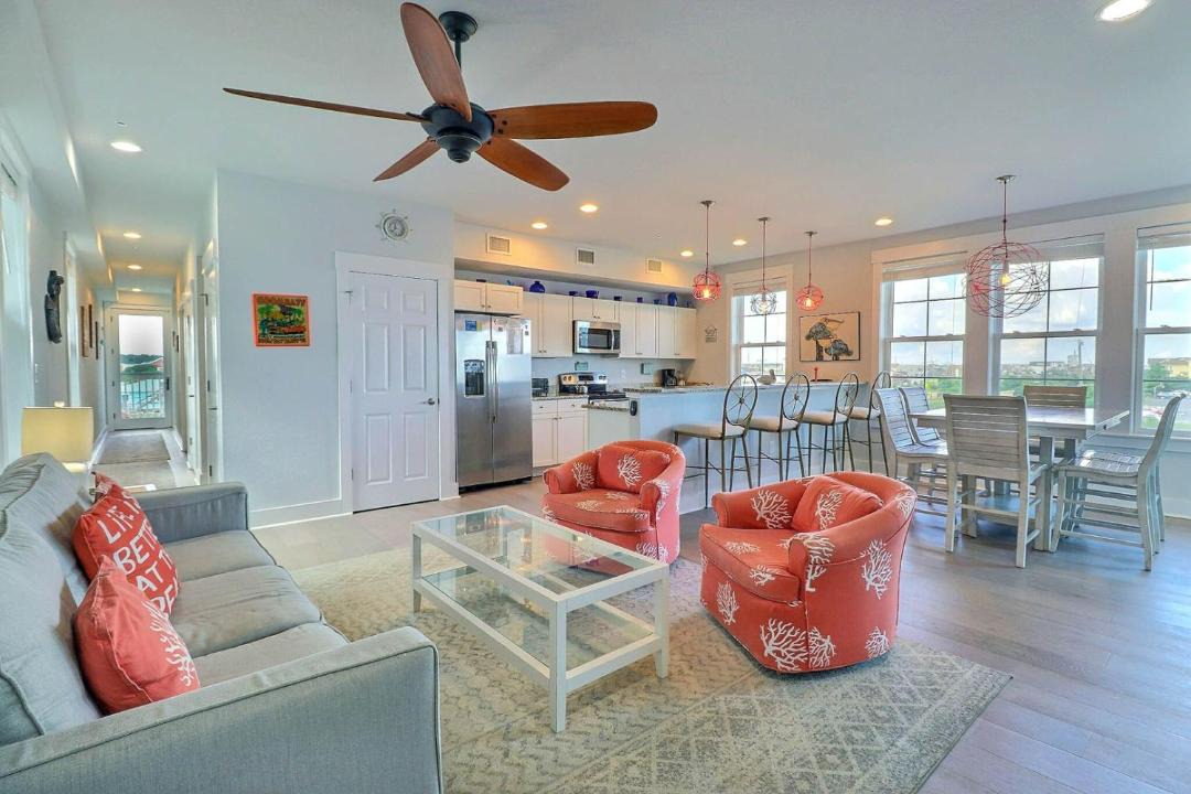 Photo of Livingroom in Kill Devil Hills