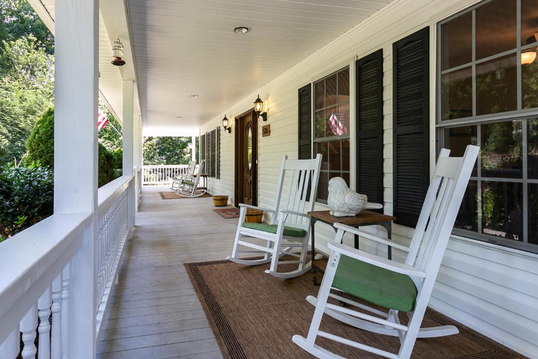 Photo of Patio Balcony in Weaverville