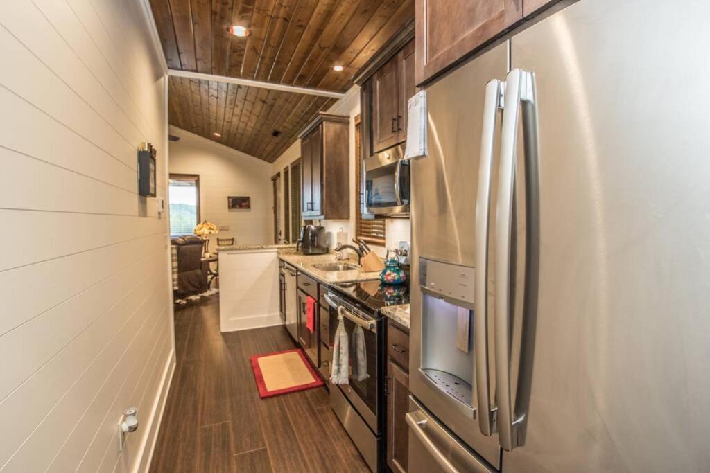 Photo of Kitchen in Glenville