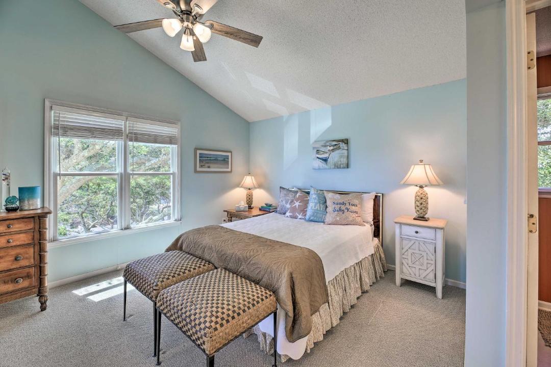 Photo of Bedroom in Emerald Isle