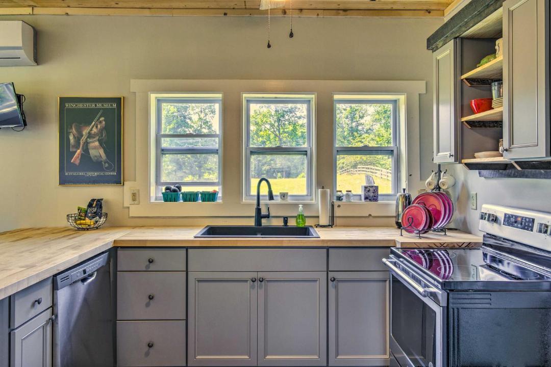 Photo of Kitchen in Hendersonville