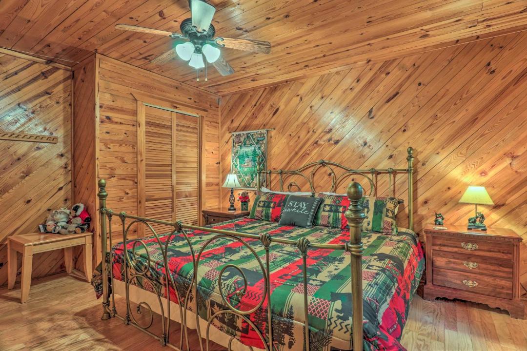 Photo of Bedroom in Maggie Valley