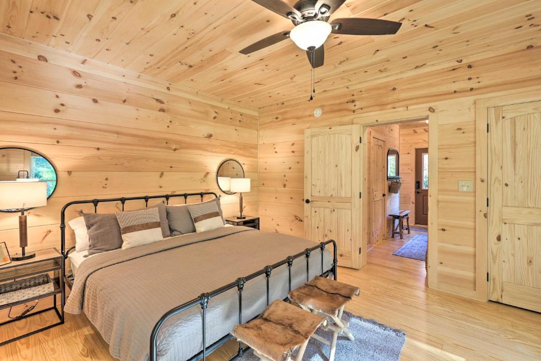 Photo of Bedroom in Banner Elk