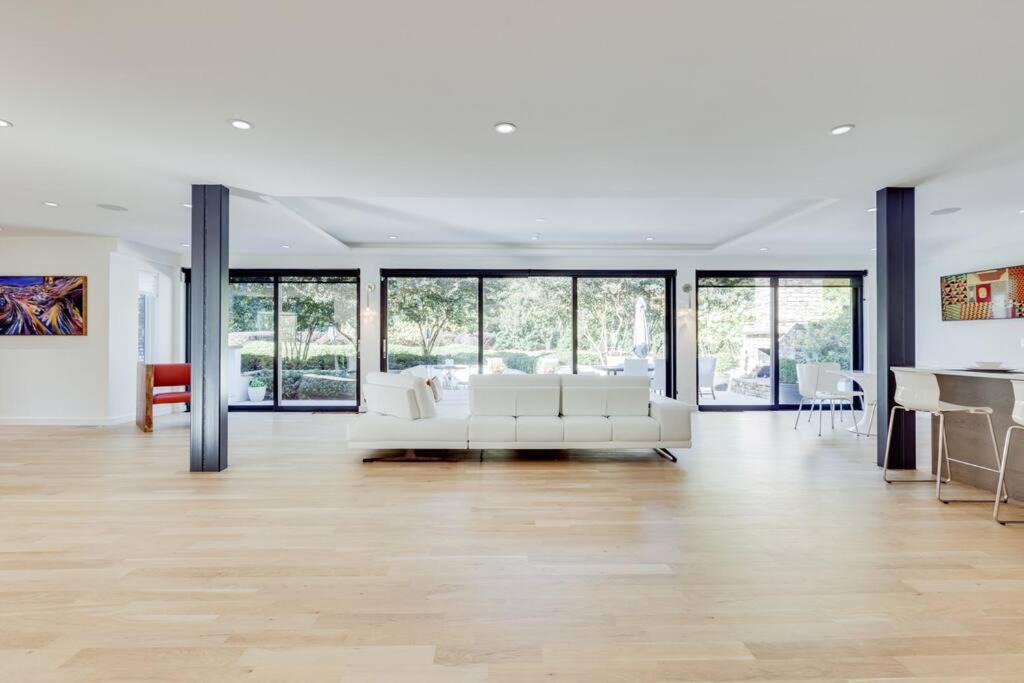 Photo of Livingroom in Sardis Forest