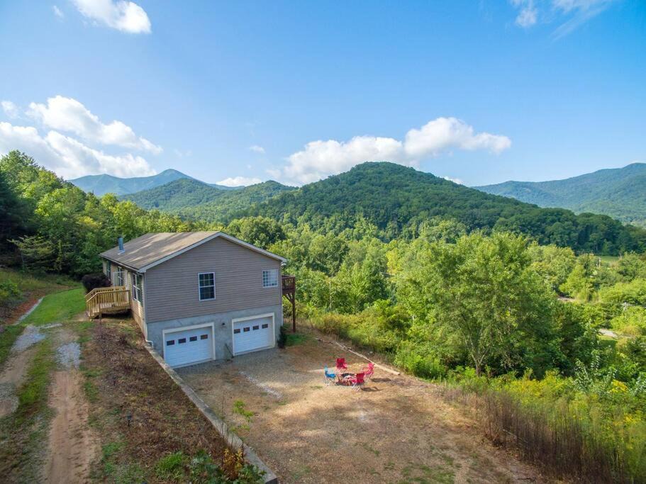 Photo of Buildings in Candler