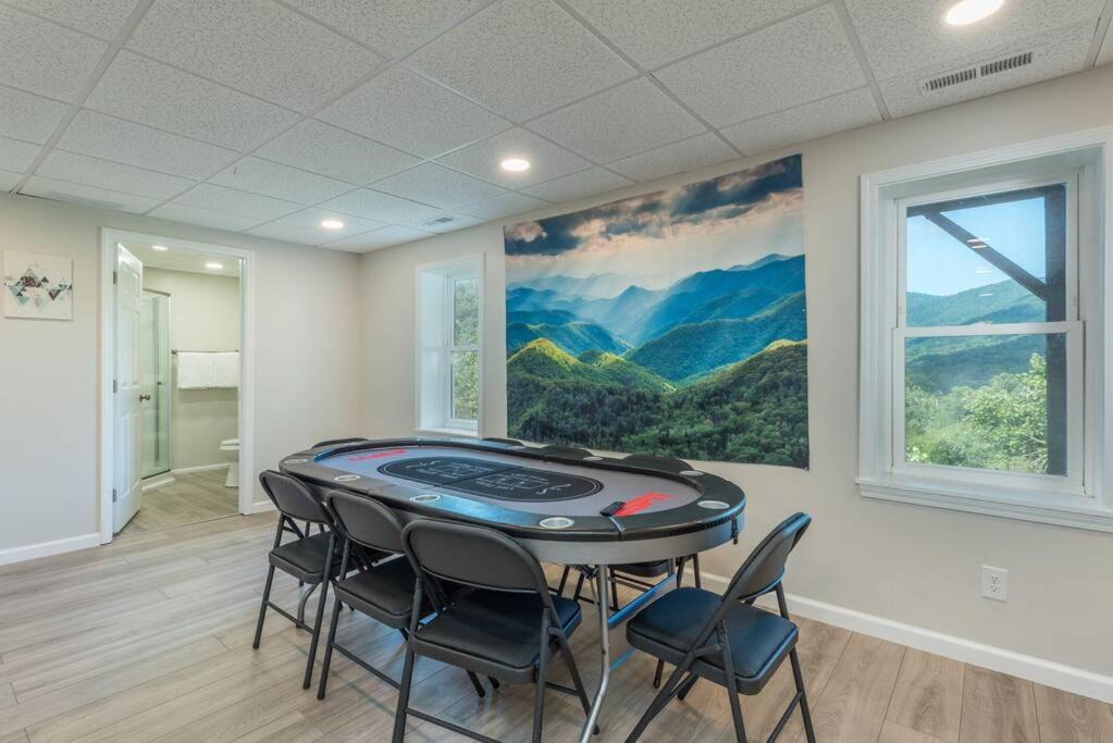 Photo of Livingroom in Candler