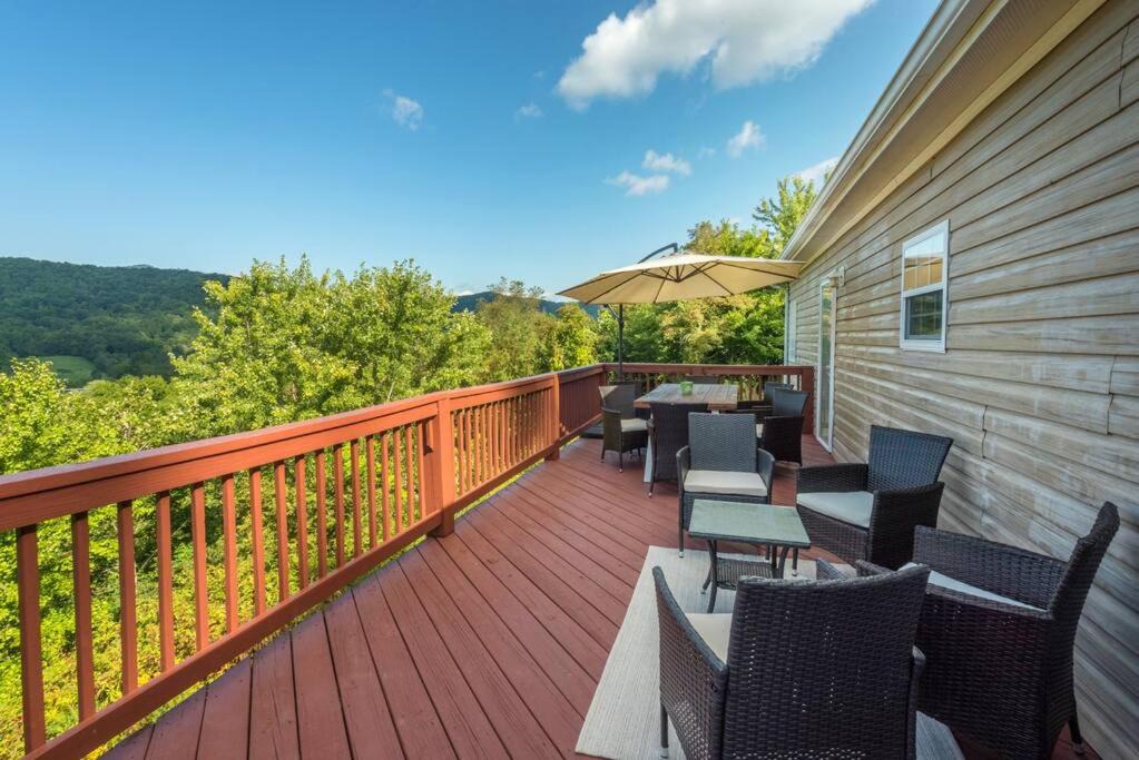 Photo of Patio Balcony in Candler