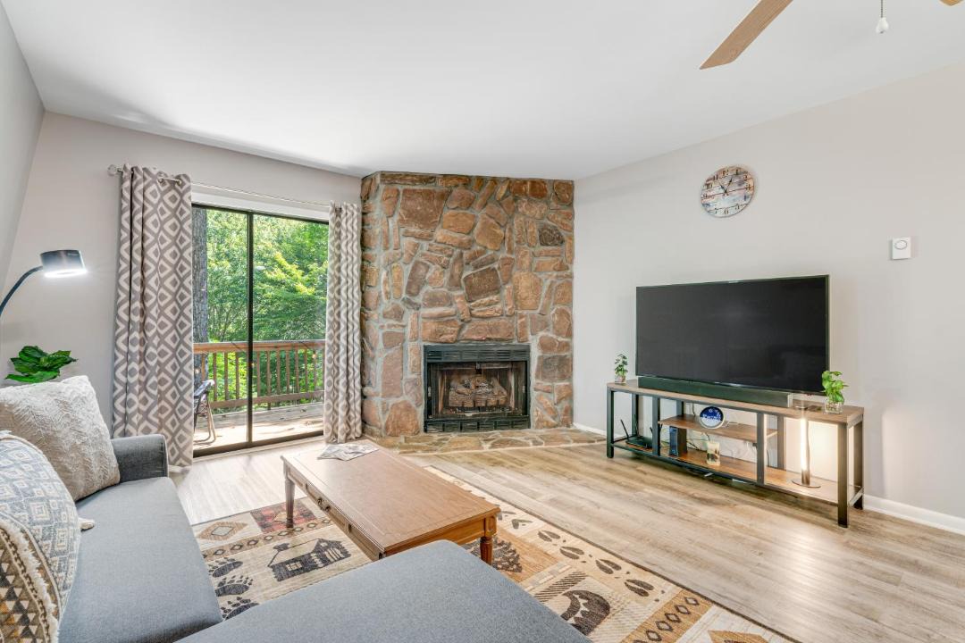 Photo of Livingroom in Banner Elk