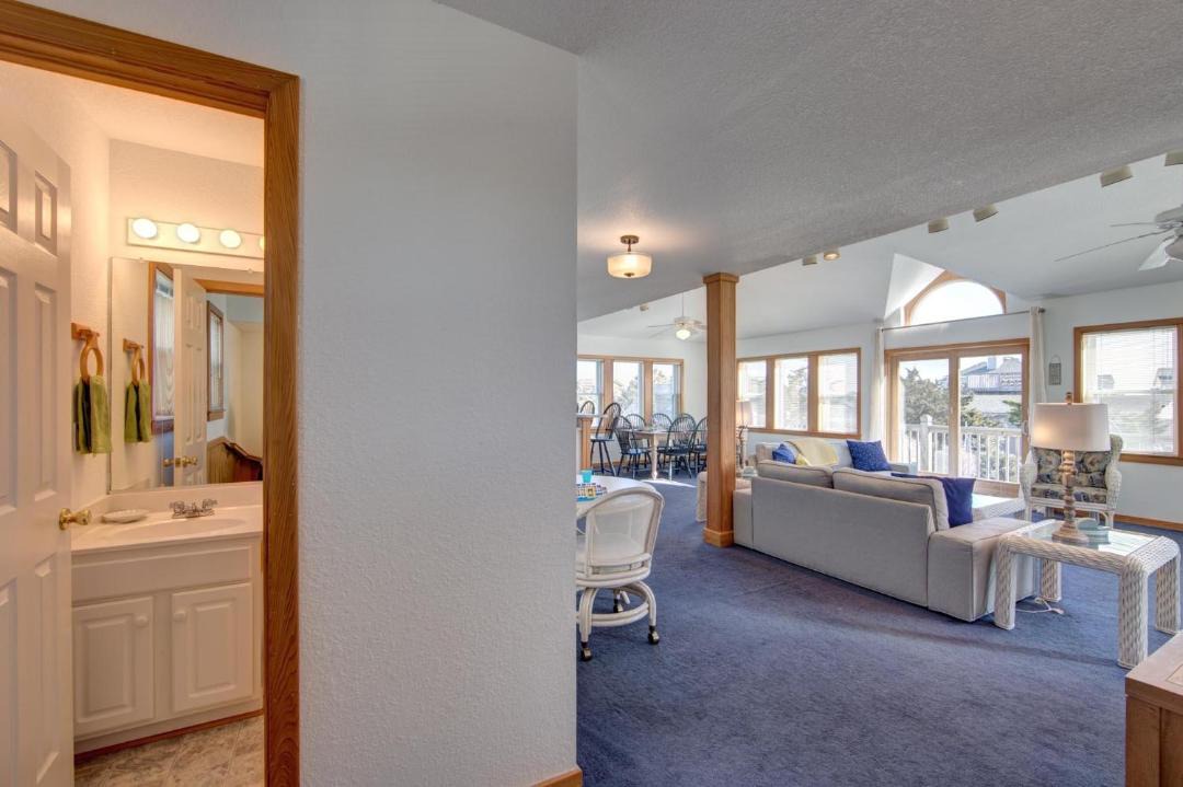 Photo of Livingroom in Avon