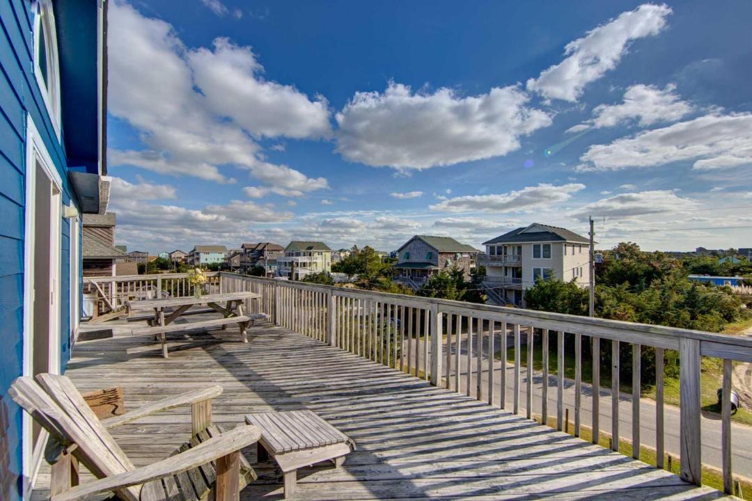 Photo of Patio Balcony in Waves
