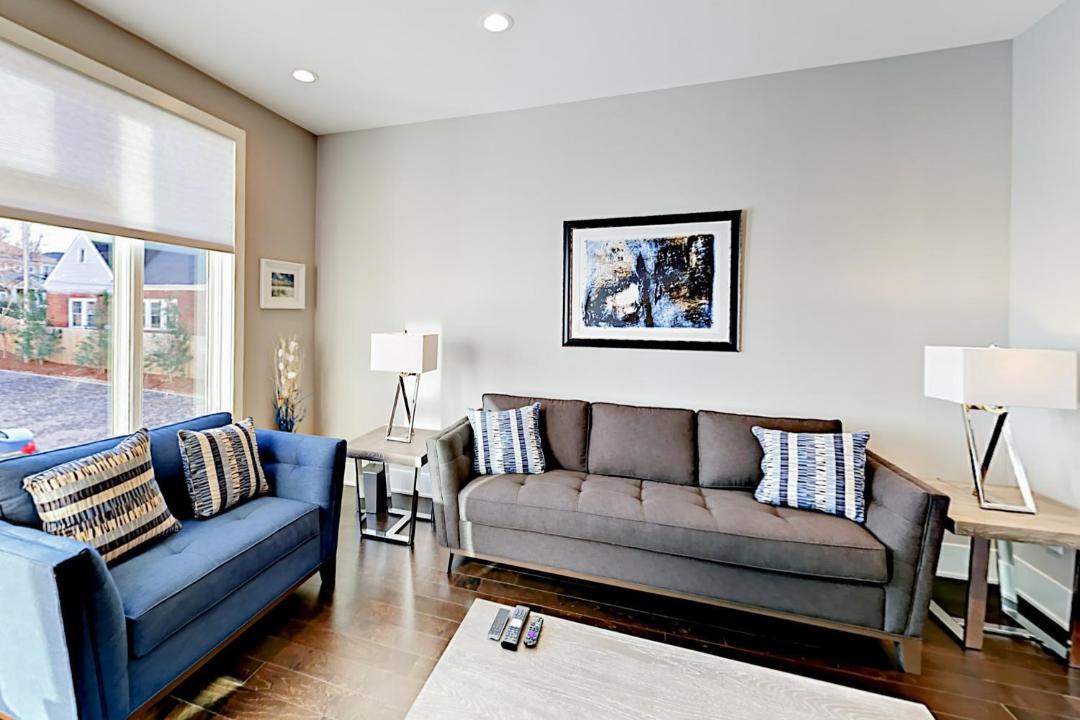 Photo of Livingroom in Historic Waverly
