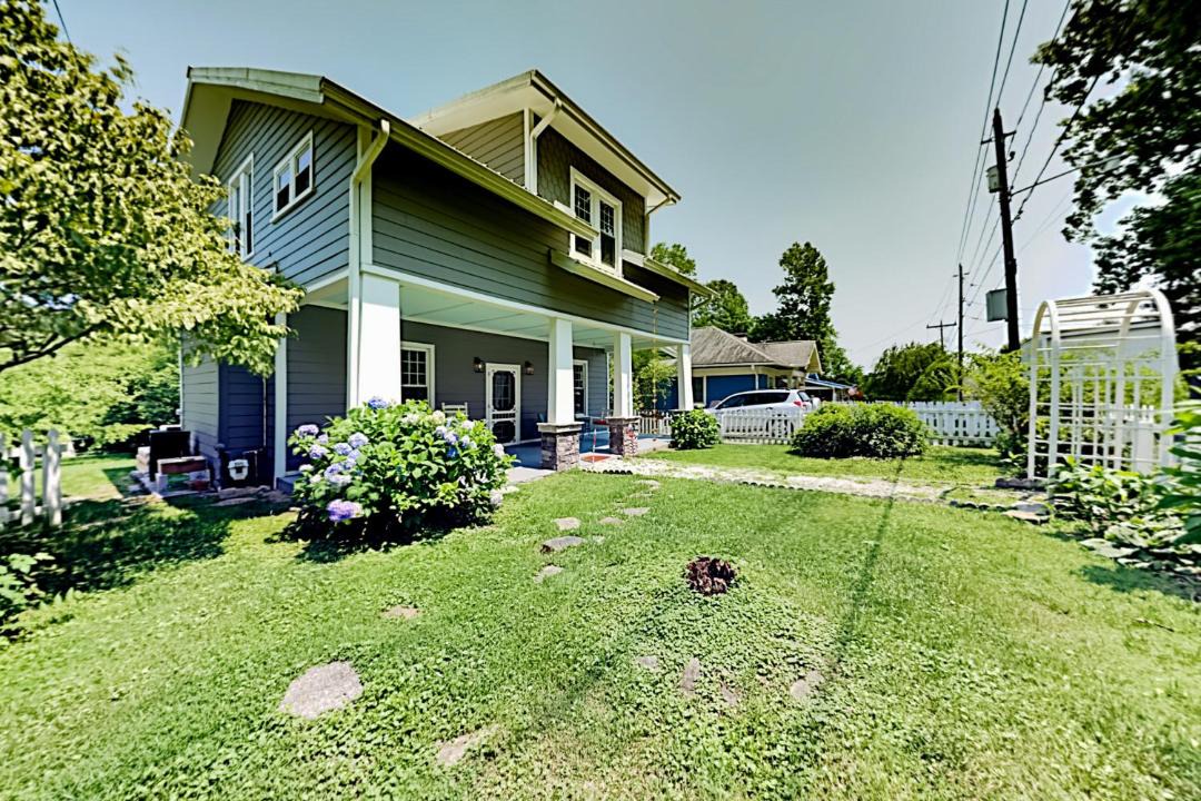 Photo of Others in West Side Historic District