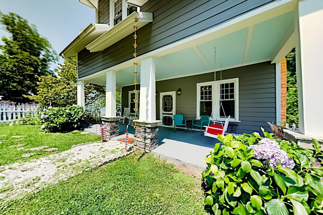 Photo of Others in West Side Historic District