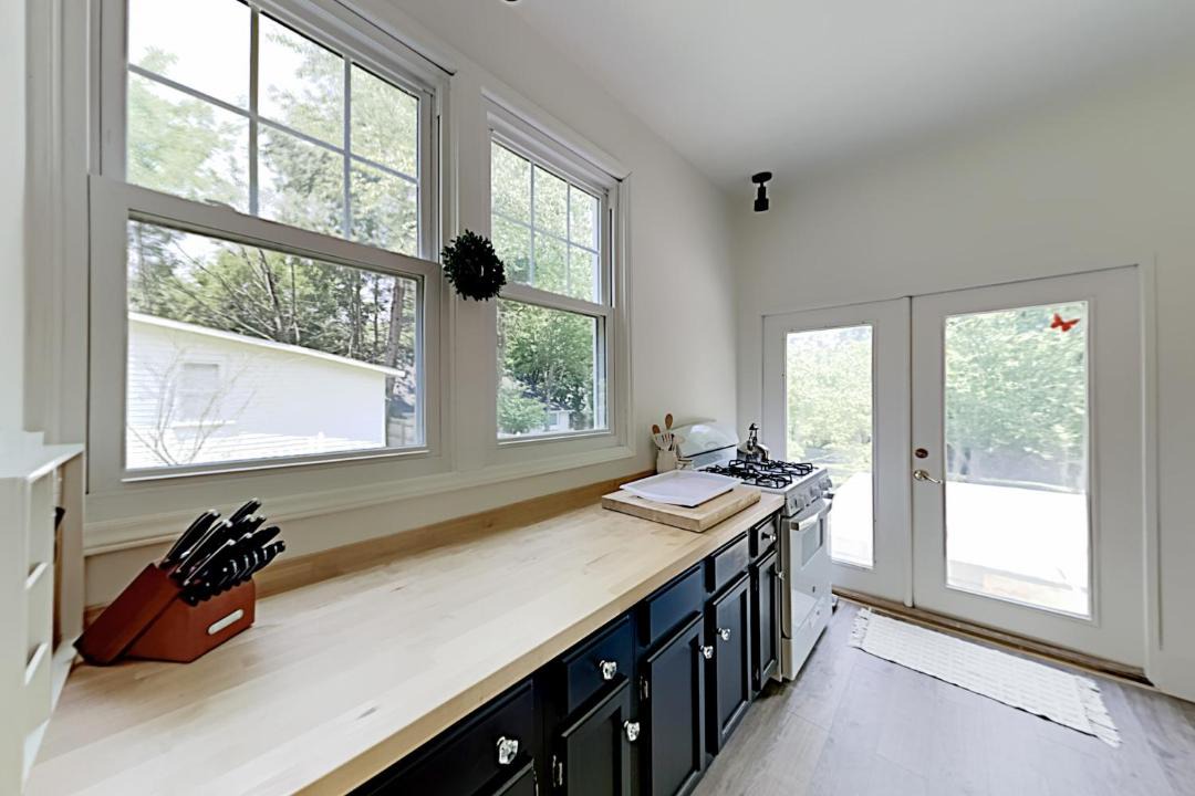 Photo of Kitchen in West Side Historic District
