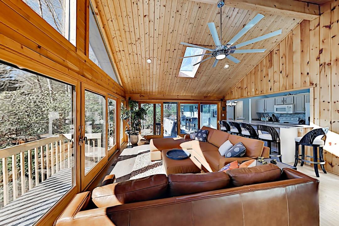 Photo of Livingroom in Brevard