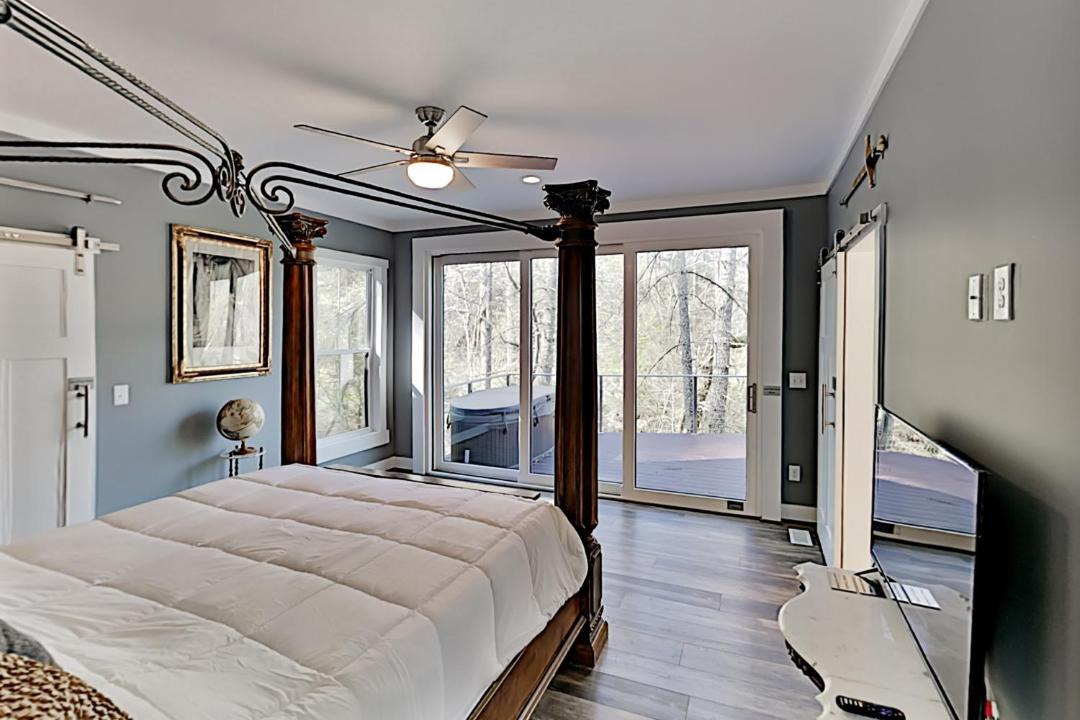 Photo of Bedroom in Asheville