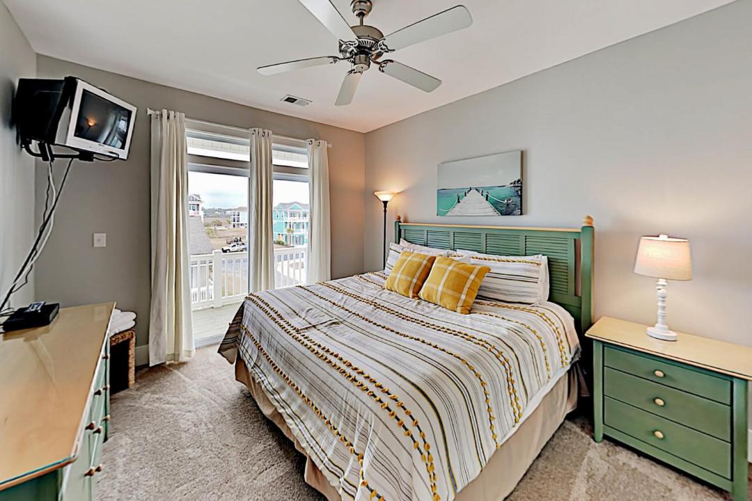 Photo of Bedroom in Ocean Isle Beach