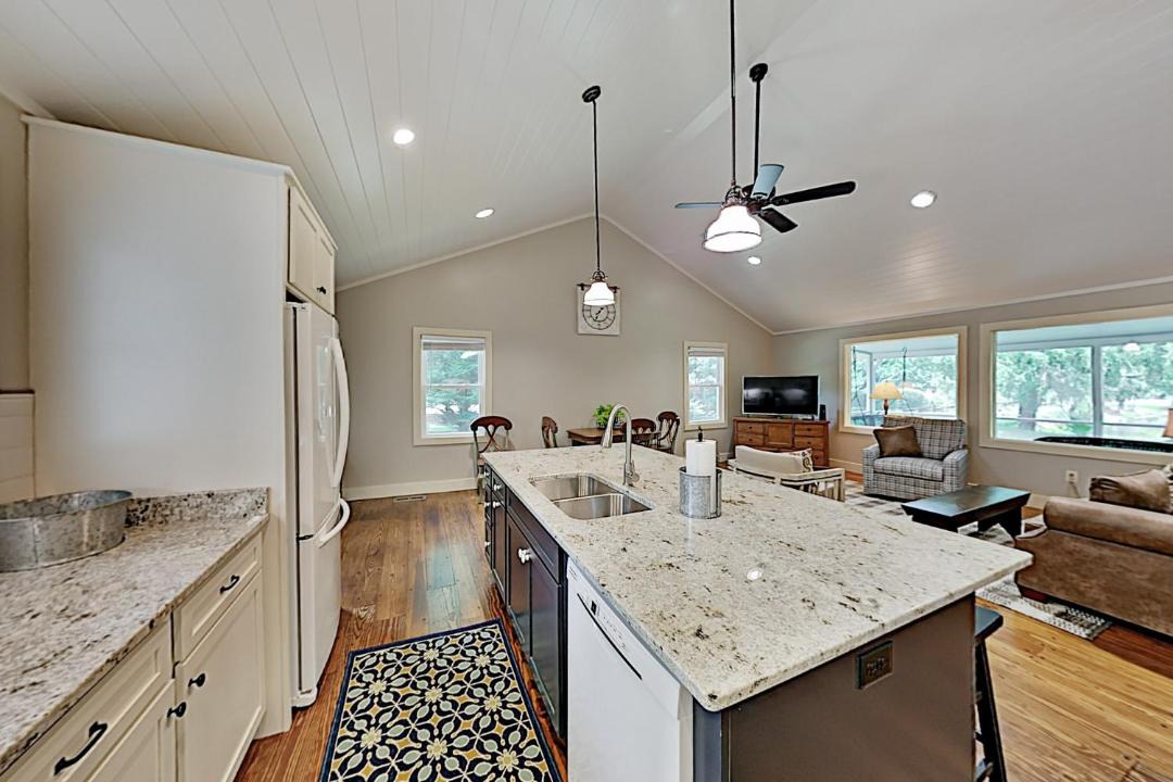 Photo of Kitchen in Flat Rock