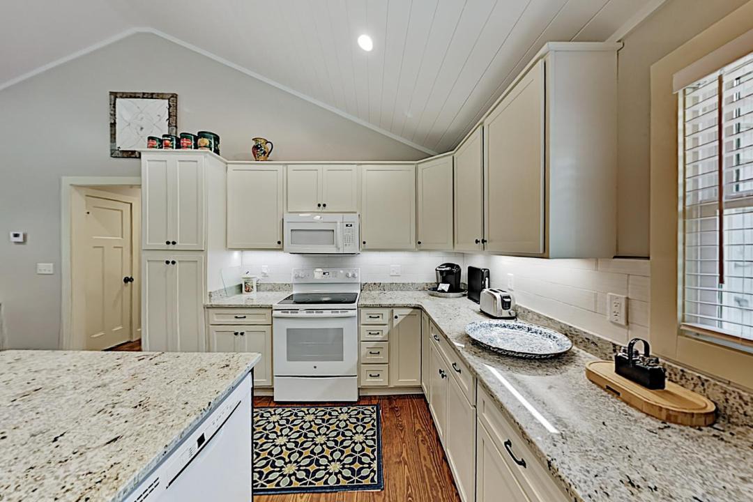 Photo of Kitchen in Flat Rock