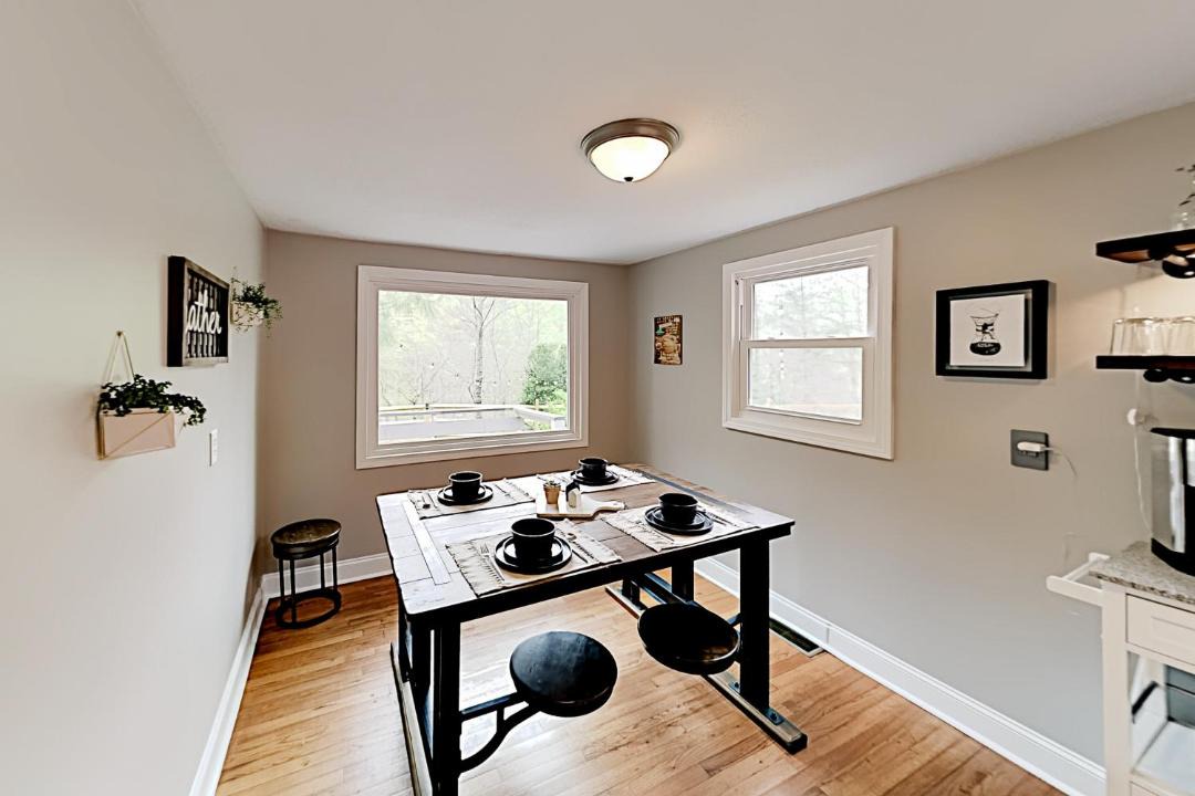 Photo of Livingroom in Hendersonville