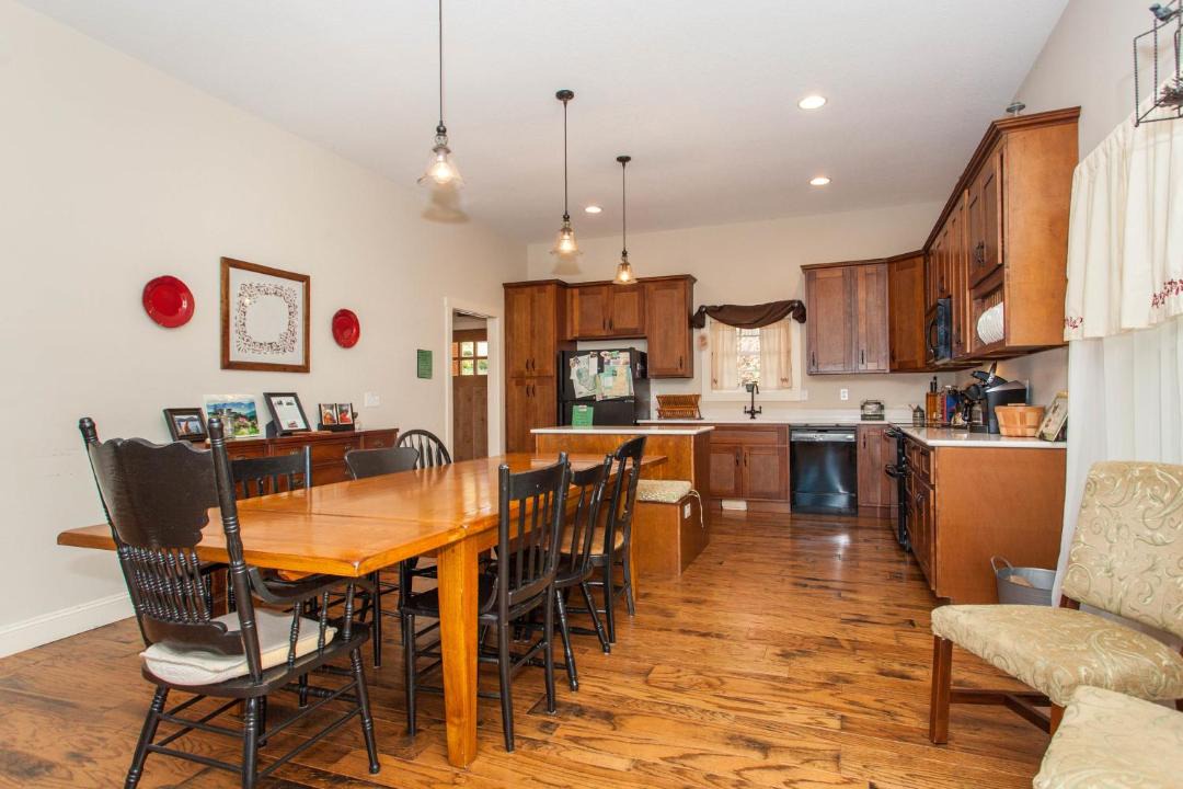Photo of Kitchen in Lake Junaluska