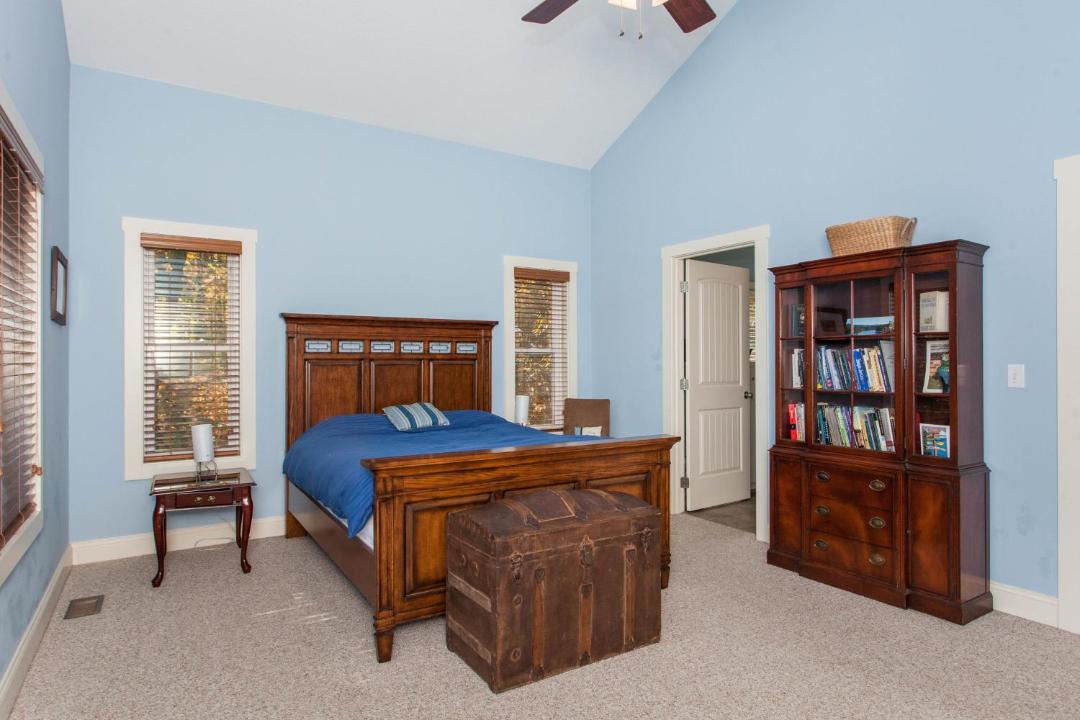 Photo of Bedroom in Lake Junaluska