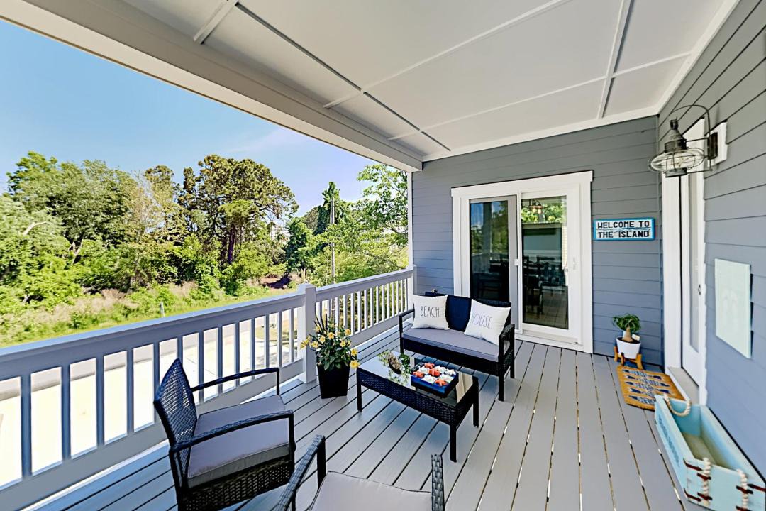Photo of Patio Balcony in Wilmington Beach
